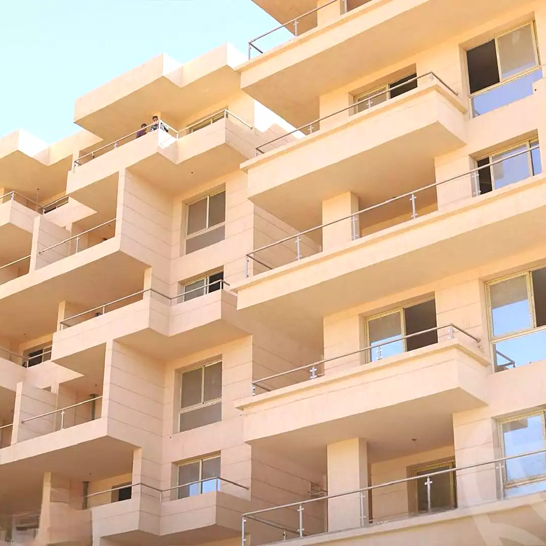 https://aqarmap.com.eg/ar/listing/7142035-for-sale-cairo-new-administrative-capital-r8-tj-msr
