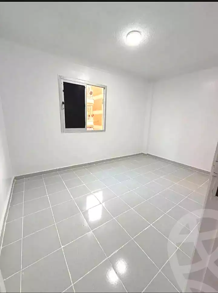 https://aqarmap.com.eg/ar/listing/7142087-for-sale-alexandria-al-agamy-shataa-el-nakheel