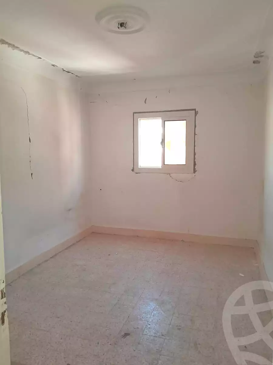 https://aqarmap.com.eg/ar/listing/7142205-for-sale-alexandria-al-agamy-el-hanouvel-el-salam-st