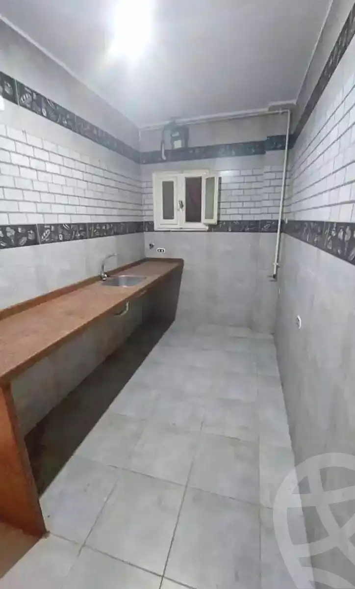 https://aqarmap.com.eg/ar/listing/7142191-for-rent-alexandria-miami-shr-jml-bd-lnsr