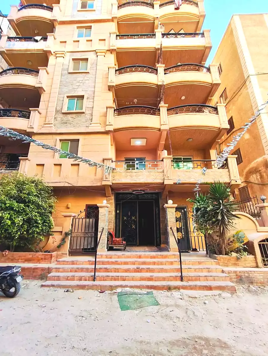 https://aqarmap.com.eg/ar/listing/7142265-for-sale-alexandria-al-agamy-shataa-el-nakheel