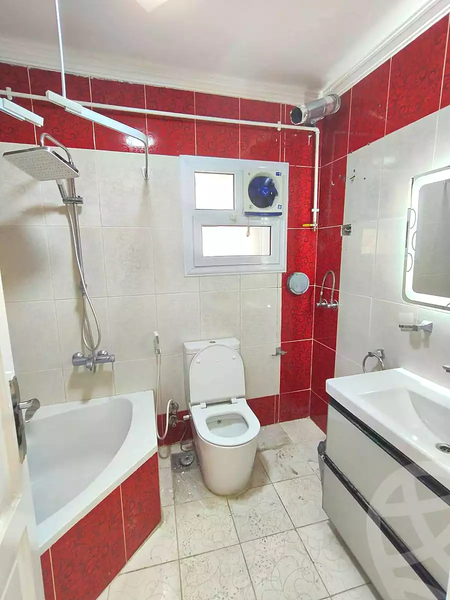 https://aqarmap.com.eg/ar/listing/7142783-for-sale-alexandria-miami-el-sebaey-st