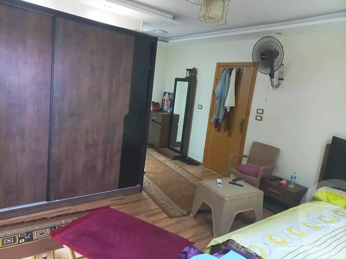 https://aqarmap.com.eg/en/listing/7142902-for-sale-cairo-helwan-helwan-el-sharkeya-heidar-st