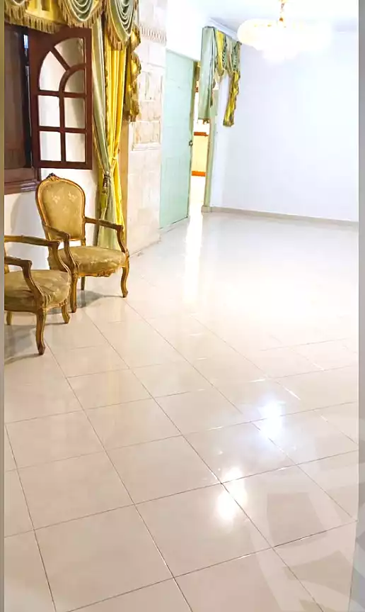 https://aqarmap.com.eg/ar/listing/7143111-for-rent-alexandria-ganaklis
