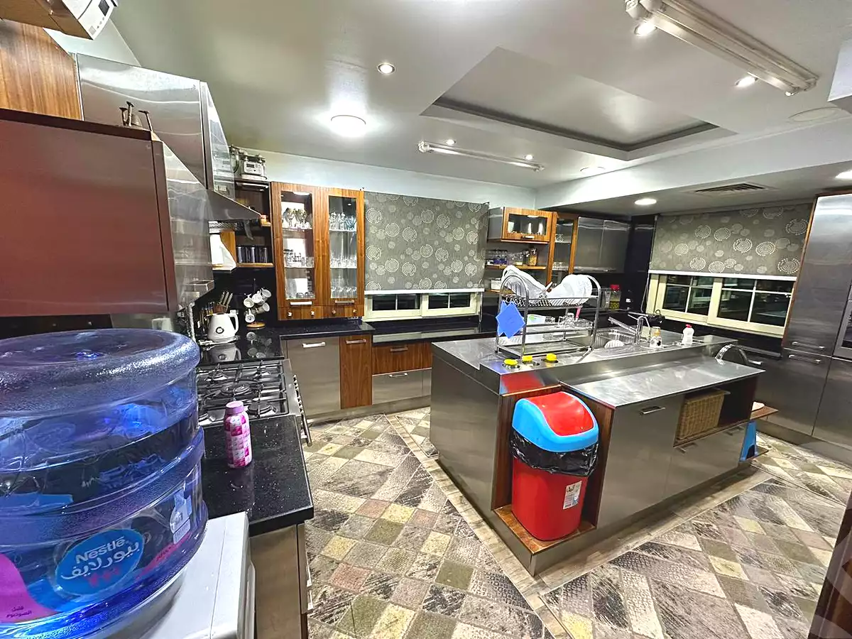 https://aqarmap.com.eg/ar/listing/7143038-for-sale-cairo-el-sheikh-zayed-city-el-hay-elsabeaa-lbstn