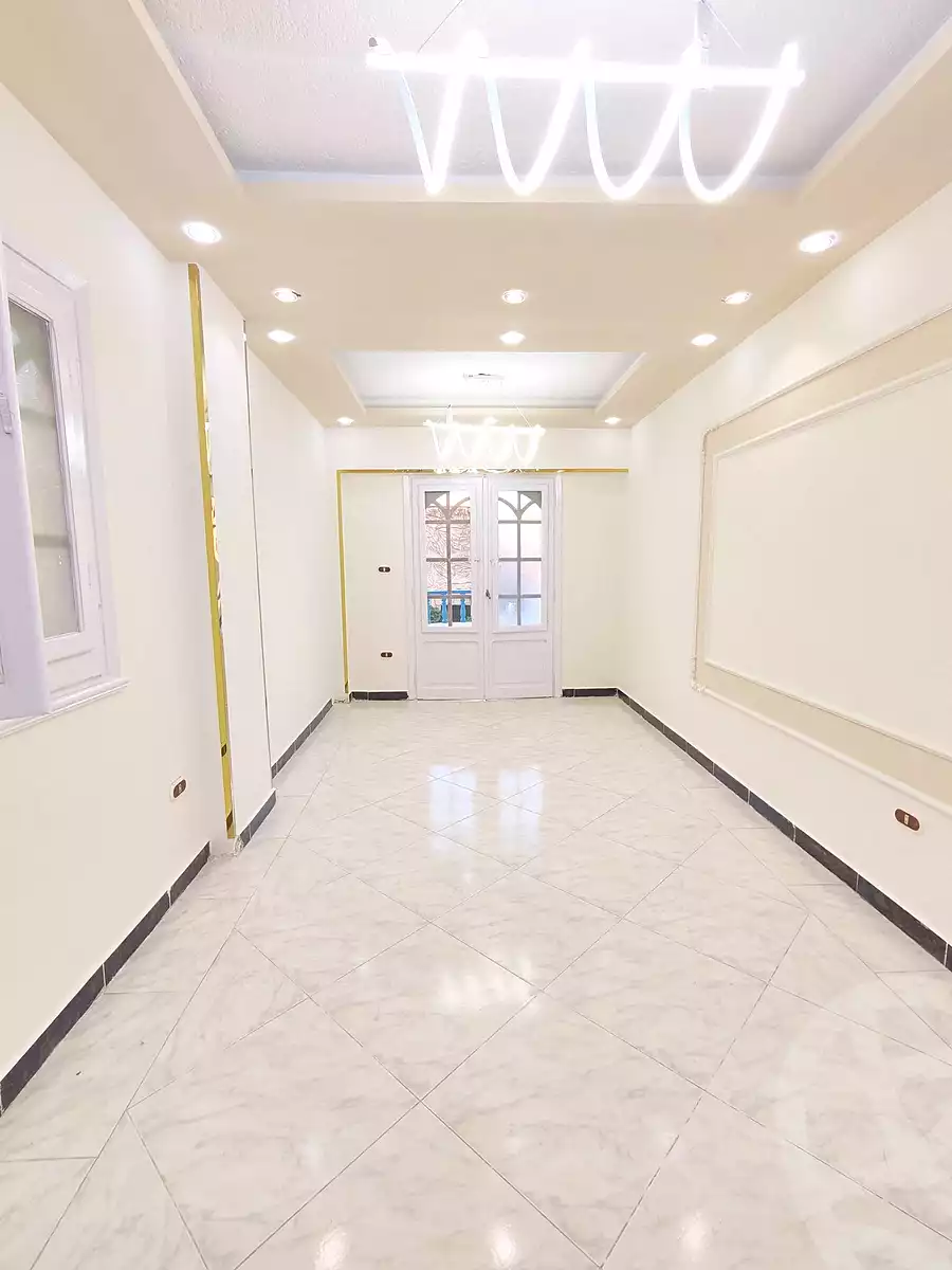 https://aqarmap.com.eg/ar/listing/7143326-for-sale-alexandria-al-agamy-shataa-el-nakheel-street-10