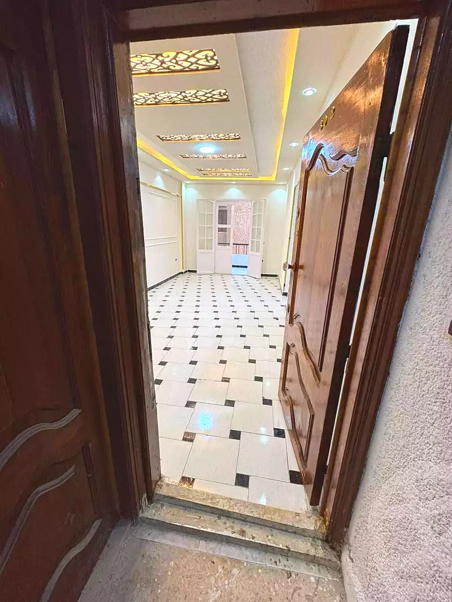 https://aqarmap.com.eg/ar/listing/7143359-for-sale-alexandria-al-agamy-shataa-el-nakheel