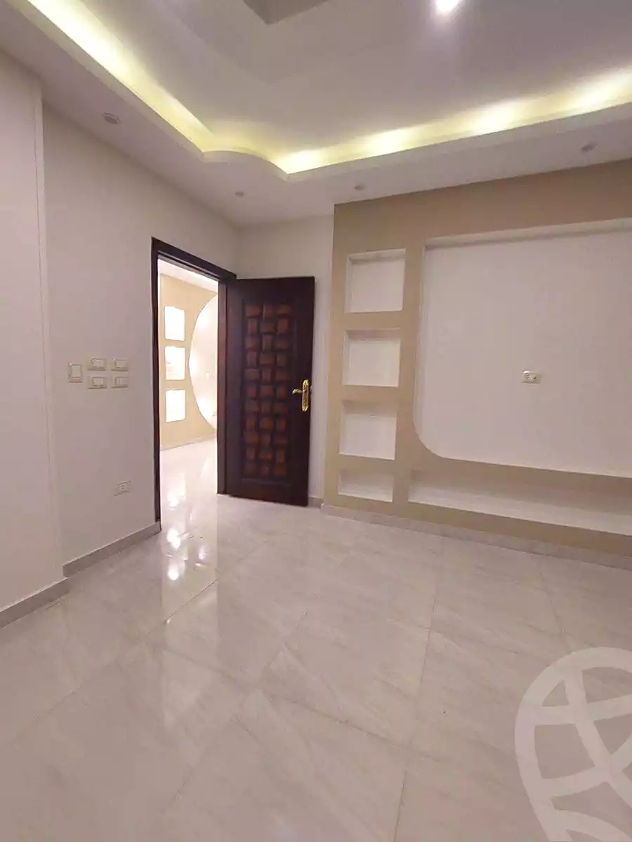 https://aqarmap.com.eg/en/listing/7143441-for-sale-cairo-helwan-helwan-el-sharkeya-saleh-sobhy-st