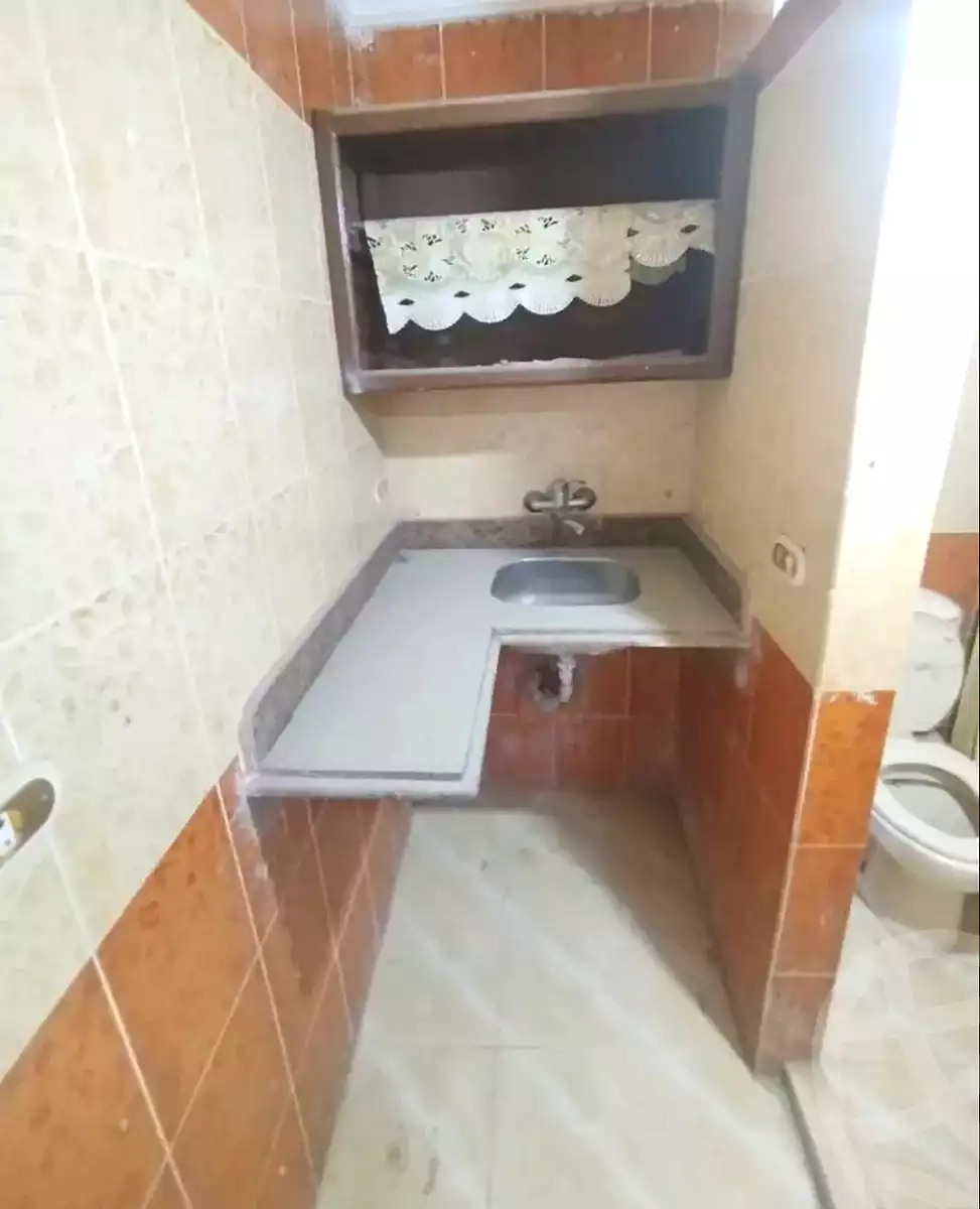 https://aqarmap.com.eg/en/listing/7143544-for-sale-alexandria-lsywf-el-falki