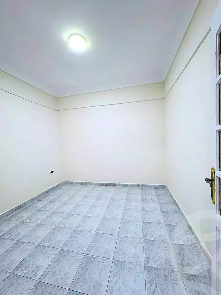https://aqarmap.com.eg/ar/listing/7143680-for-sale-alexandria-al-agamy-shataa-el-nakheel