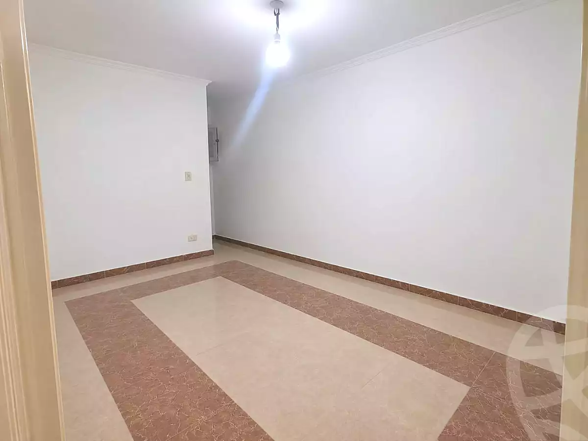 https://aqarmap.com.eg/ar/listing/7143829-for-sale-alexandria-sydy-bshr-sydy-bshr-bhry-gamal-abd-el-nasir-st