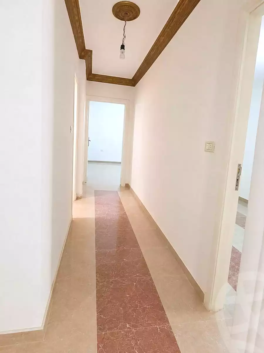 https://aqarmap.com.eg/ar/listing/7143829-for-sale-alexandria-sydy-bshr-sydy-bshr-bhry-gamal-abd-el-nasir-st