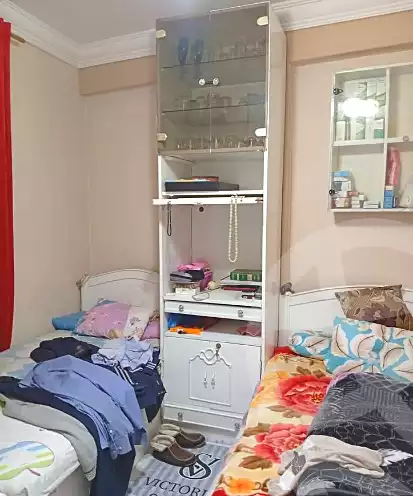 https://aqarmap.com.eg/ar/listing/7143888-for-sale-alexandria-sydy-bshr-shr-mlk-hfny