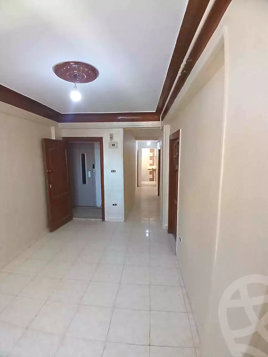 https://aqarmap.com.eg/ar/listing/7143939-for-sale-alexandria-lsywf-el-falki