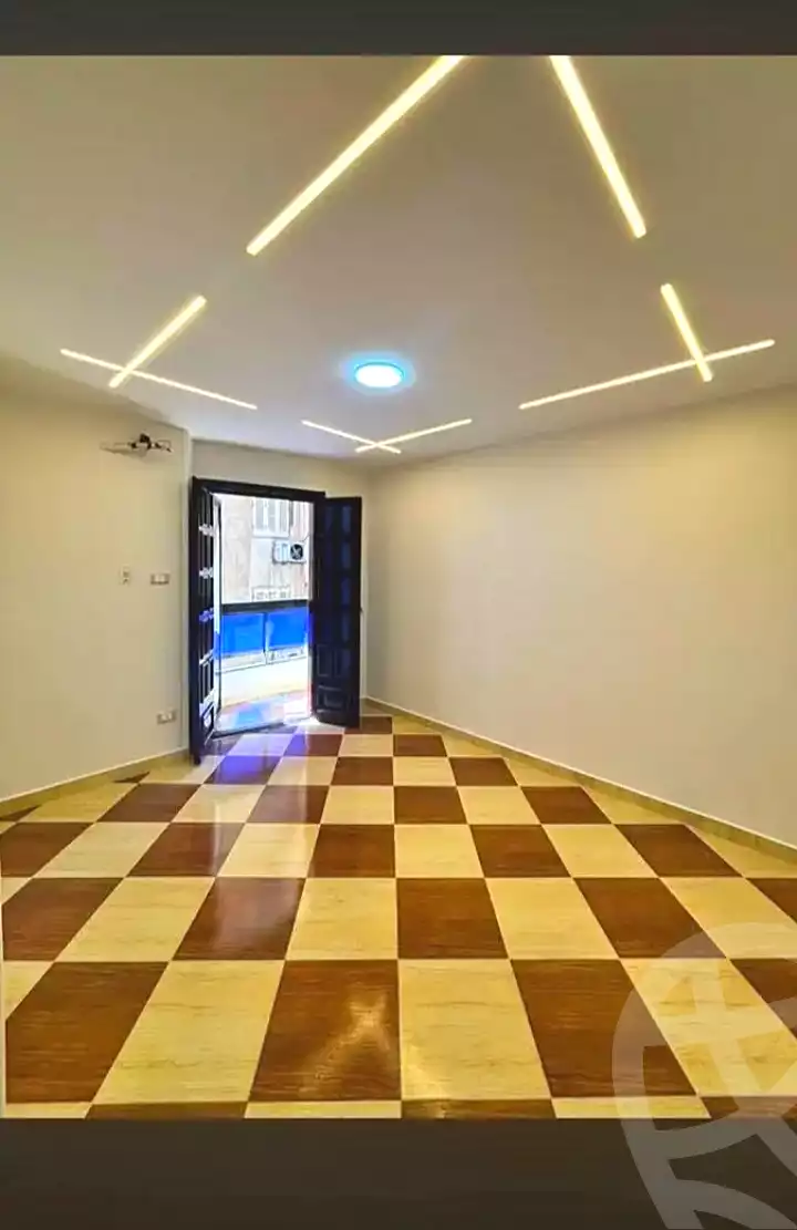 https://aqarmap.com.eg/ar/listing/7144086-for-sale-alexandria-miami-45-street