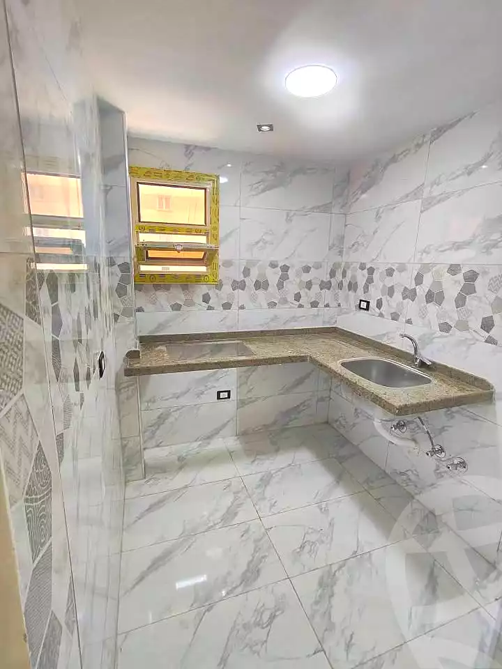 https://aqarmap.com.eg/en/listing/7144344-for-sale-alexandria-sydy-bshr-sydy-bshr-bhry-mohamed-el-srafi-st.