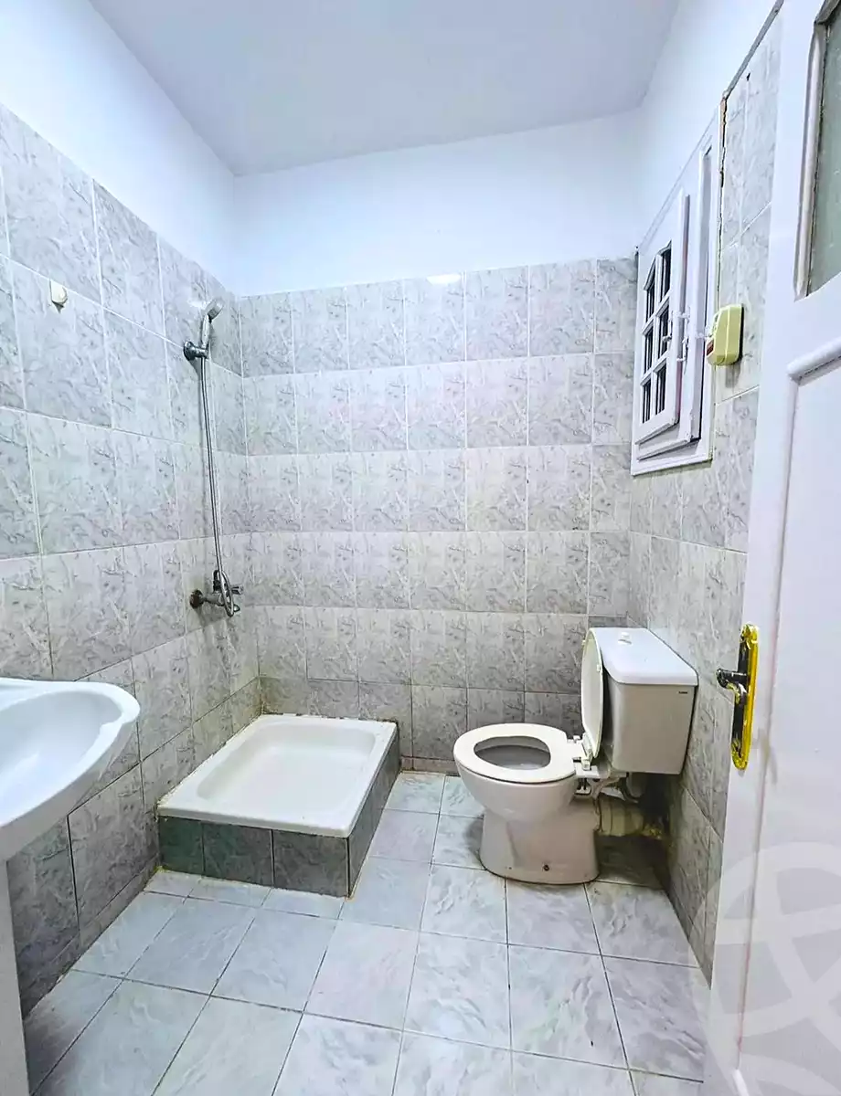 https://aqarmap.com.eg/ar/listing/7144706-for-sale-alexandria-al-agamy-shataa-el-nakheel