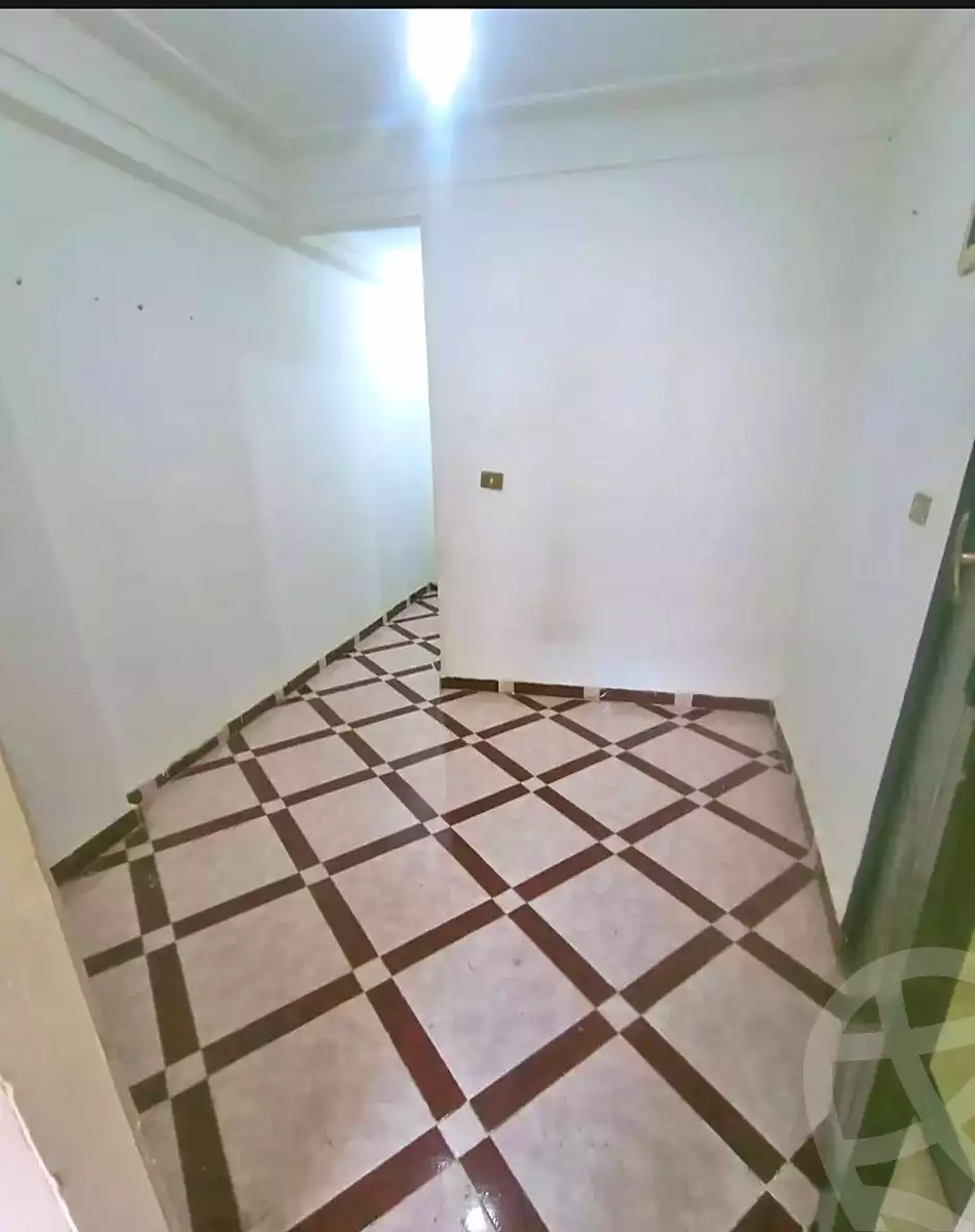 https://aqarmap.com.eg/ar/listing/7144859-for-sale-alexandria-lsywf-el-falki
