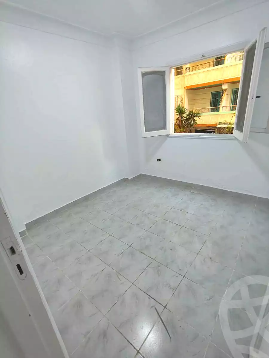 https://aqarmap.com.eg/en/listing/7144914-for-sale-alexandria-al-agamy-shataa-el-nakheel