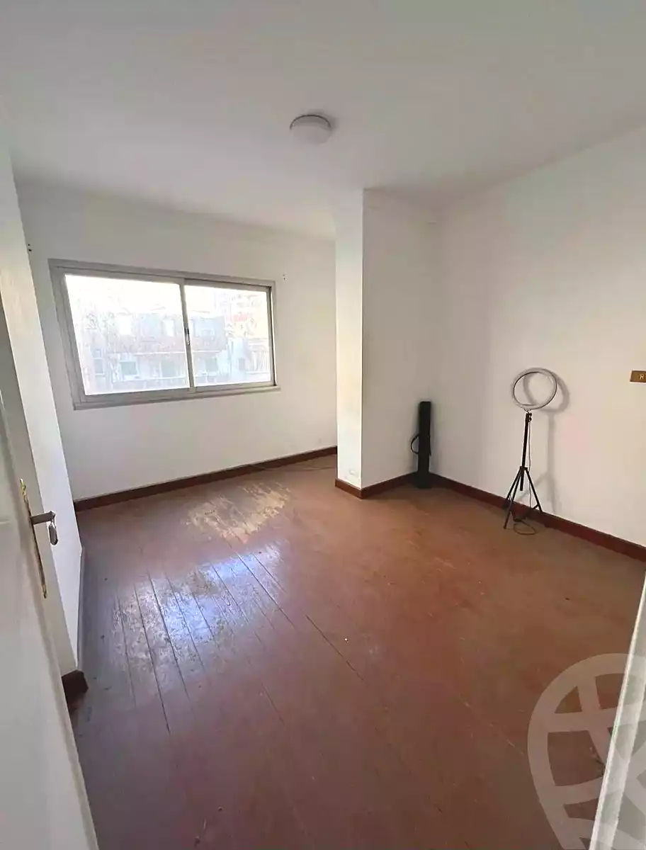 https://aqarmap.com.eg/ar/listing/7145086-for-sale-alexandria-fyktwry-shr-jml-bd-lnsr