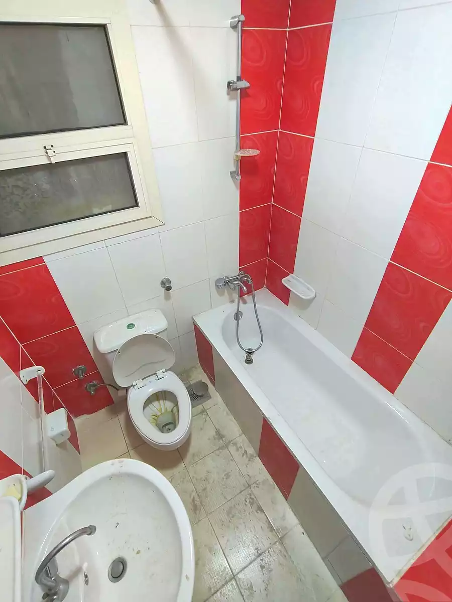 https://aqarmap.com.eg/en/listing/7145113-for-sale-alexandria-el-asafra-l-sfr-bhry-el-geish-rd