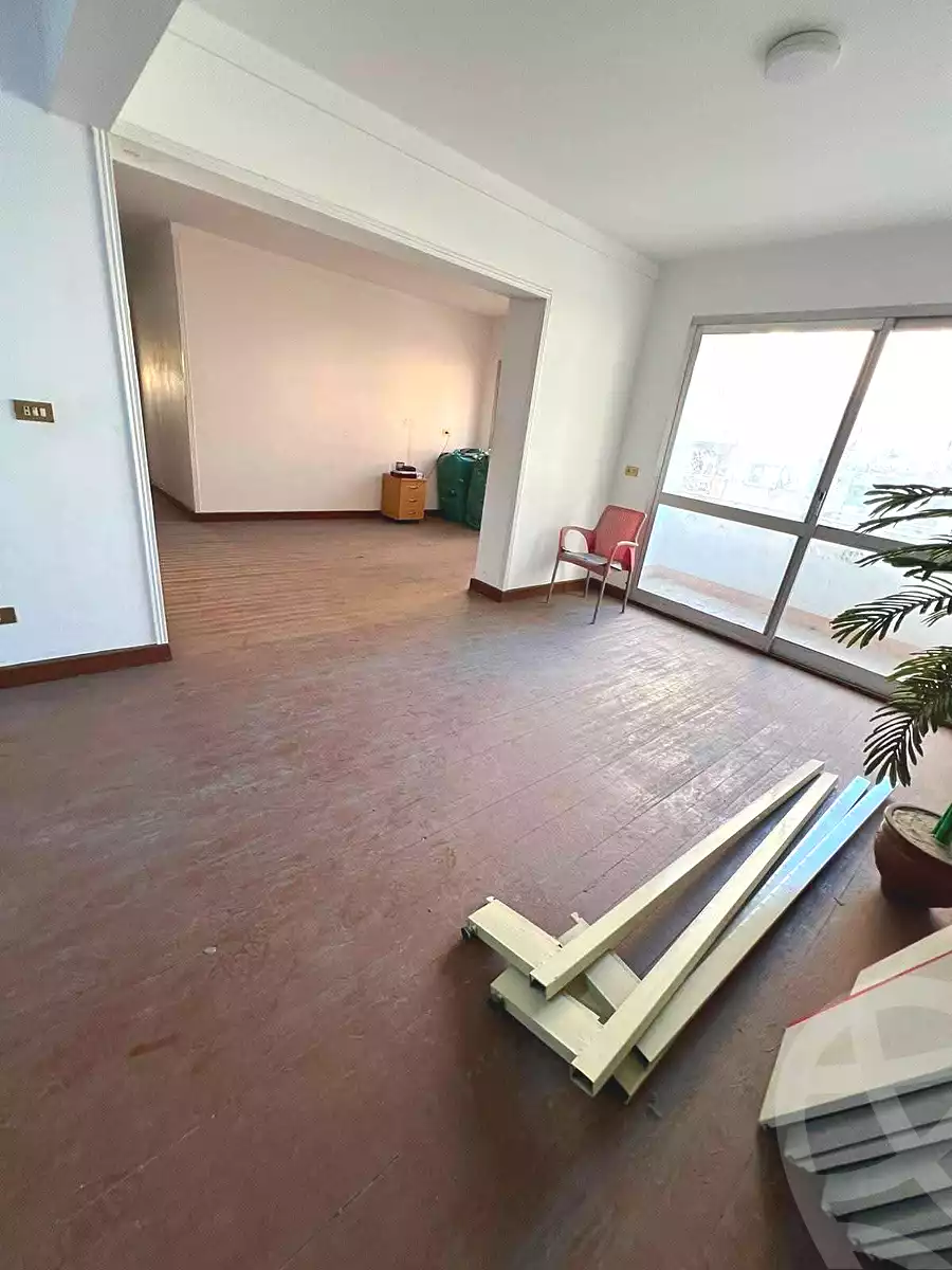 https://aqarmap.com.eg/en/listing/7145180-for-sale-alexandria-fyktwry-shr-jml-bd-lnsr