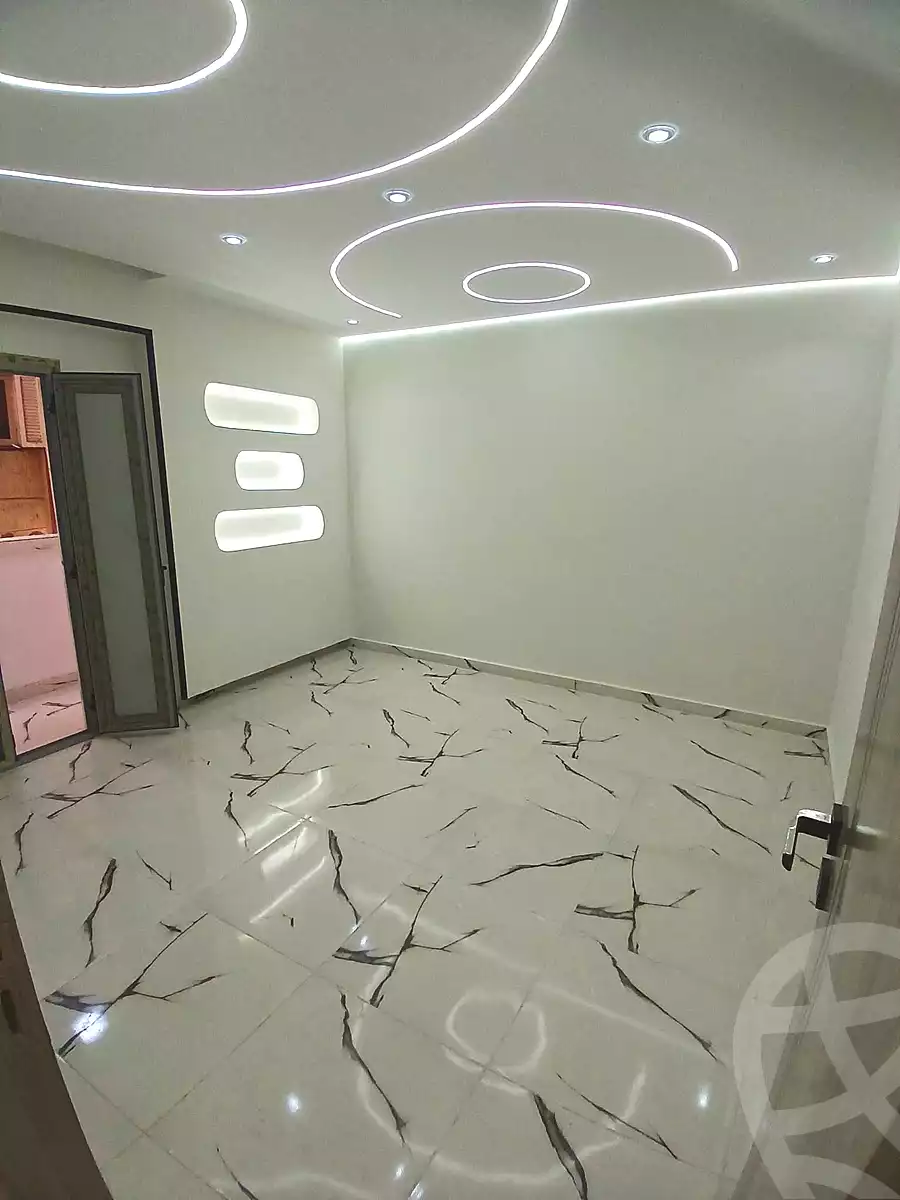 https://aqarmap.com.eg/ar/listing/7145357-for-sale-alexandria-lsywf-el-falki