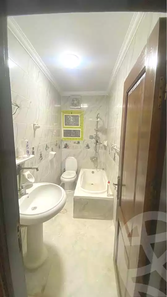 https://aqarmap.com.eg/ar/listing/7145434-for-rent-alexandria-al-agamy-lbytsh-bianchiii