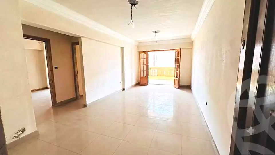 https://aqarmap.com.eg/ar/listing/7145452-for-sale-alexandria-el-asafra-l-sfr-bhry