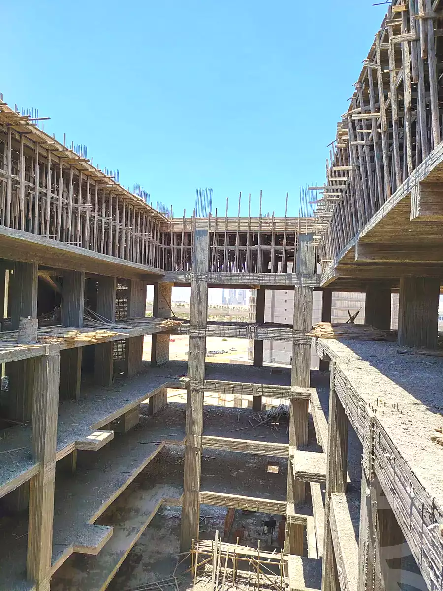 https://aqarmap.com.eg/en/listing/7145517-for-sale-cairo-new-administrative-capital-ldwn-twn-smart-tower-mall-el-captain