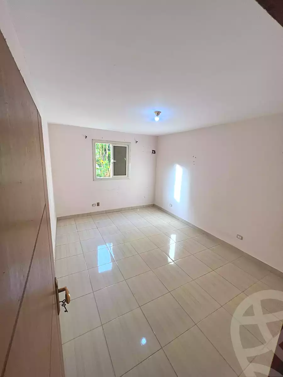 https://aqarmap.com.eg/ar/listing/7145547-for-sale-cairo-el-sheikh-zayed-city-el-hay-elasher-street-100