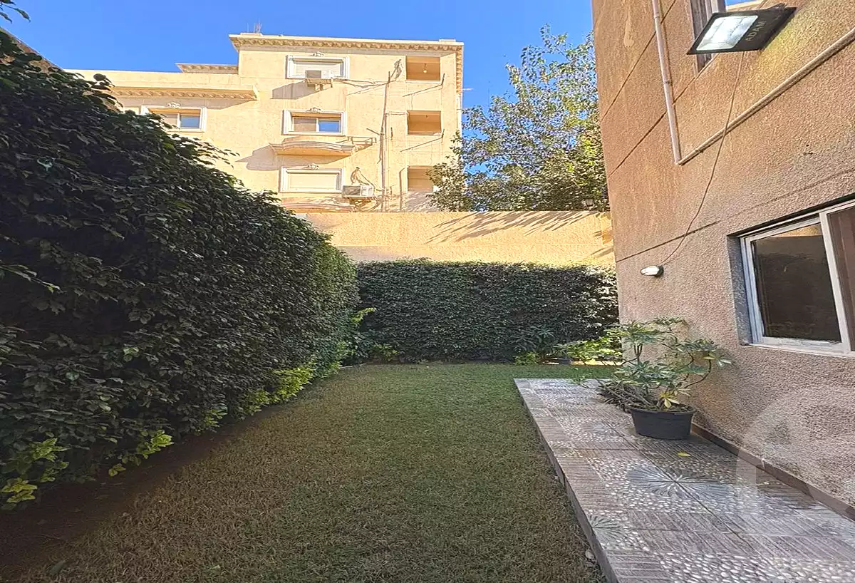 https://aqarmap.com.eg/en/listing/7145712-for-sale-cairo-new-cairo-first-settlement-mhwr-mstfy-kml