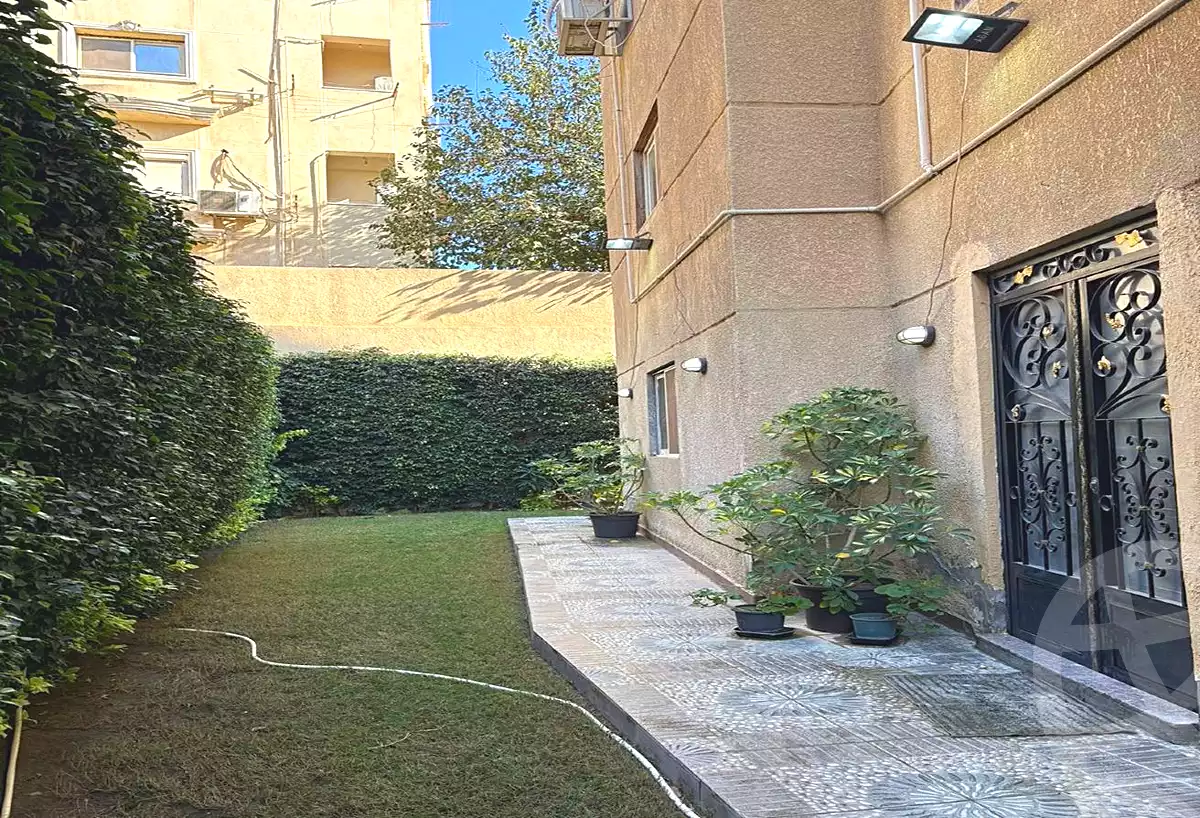 https://aqarmap.com.eg/en/listing/7145712-for-sale-cairo-new-cairo-first-settlement-mhwr-mstfy-kml