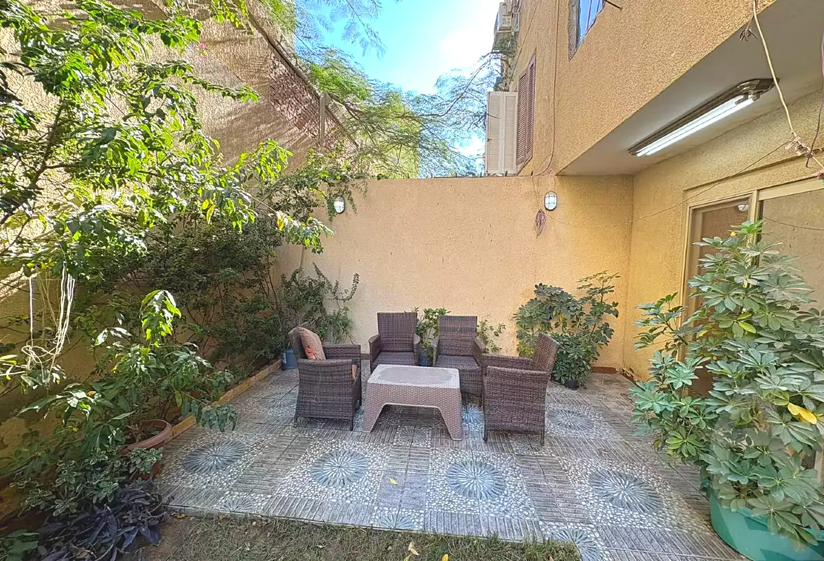 https://aqarmap.com.eg/en/listing/7145712-for-sale-cairo-new-cairo-first-settlement-mhwr-mstfy-kml