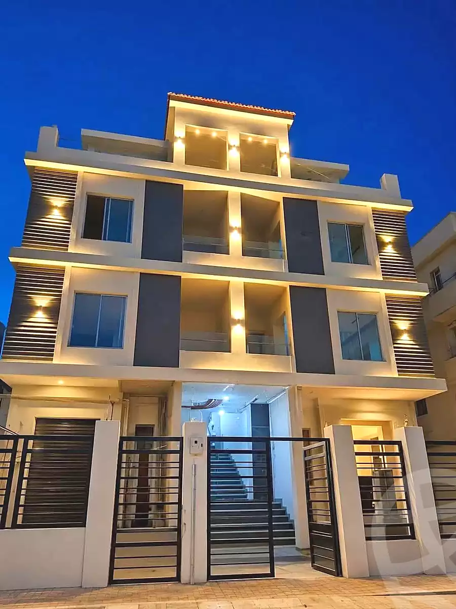 https://aqarmap.com.eg/ar/listing/7145785-for-sale-cairo-el-sheikh-zayed-city-compounds-el-yasmeen-compound