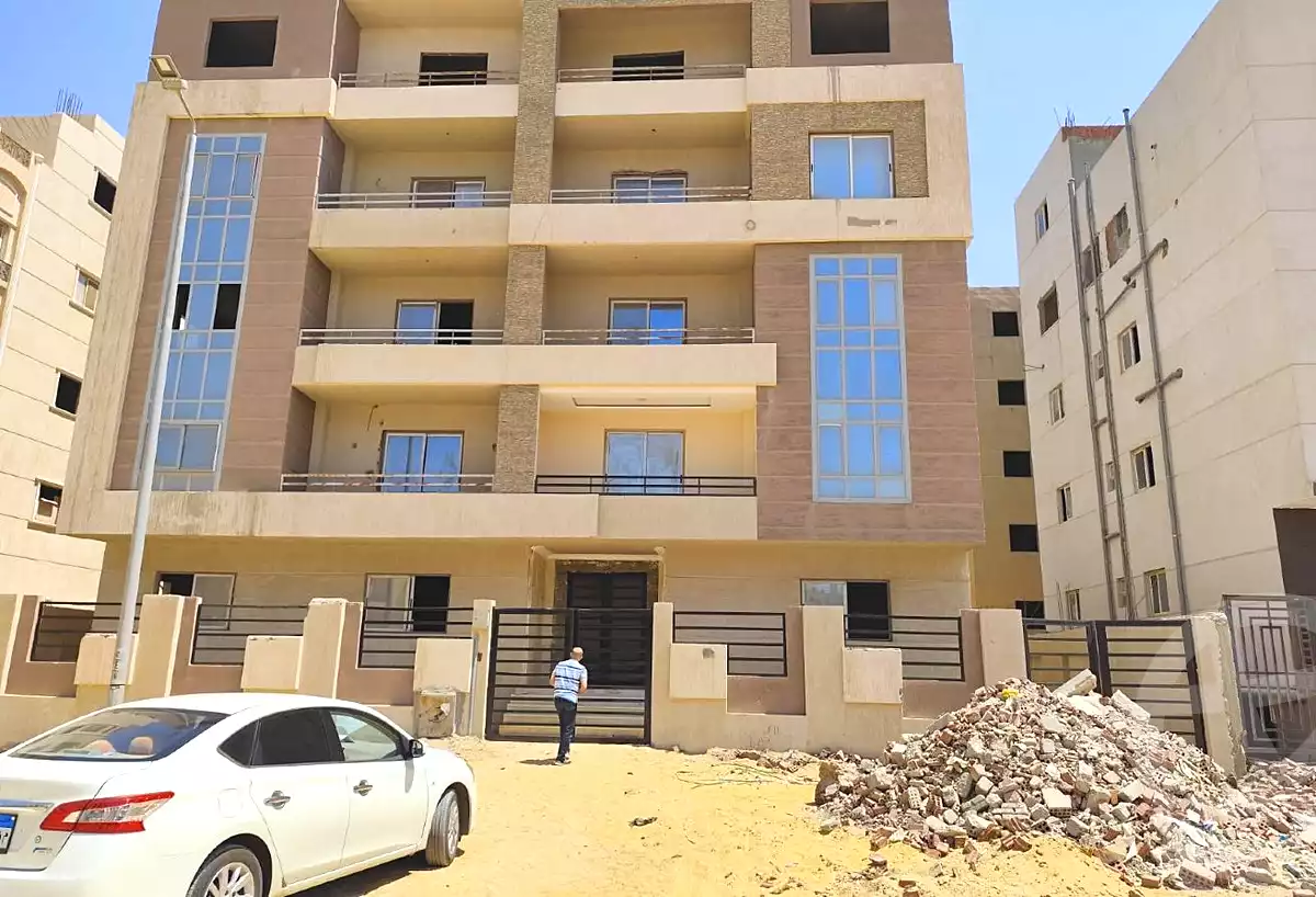 https://aqarmap.com.eg/ar/listing/7145973-for-sale-cairo-new-cairo-el-narges-el-narges-omarat-mohamed-sabry-abu-alam-st