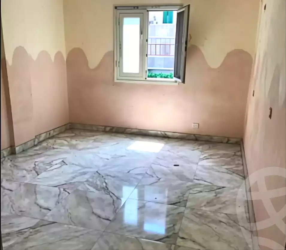 https://aqarmap.com.eg/en/listing/7146040-for-sale-alexandria-moharram-bey-el-rasafa-st