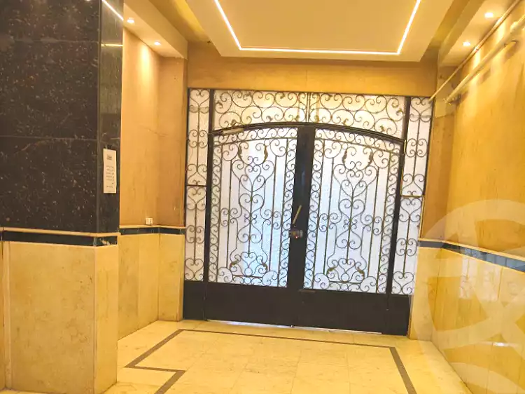 https://aqarmap.com.eg/ar/listing/7141419-for-sale-cairo-ain-shams-ain-shams-el-sharkia-el-eshrein-stt