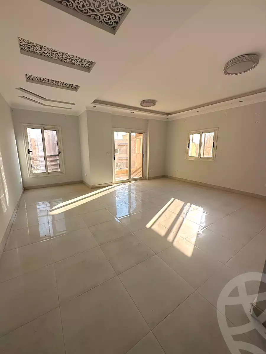 https://aqarmap.com.eg/ar/listing/7146107-for-rent-cairo-new-cairo-south-investors-mohammed-nagib-axis-st