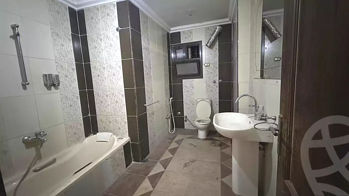 https://aqarmap.com.eg/ar/listing/7146357-for-sale-cairo-el-haram-el-maryotya-el-orouba-st