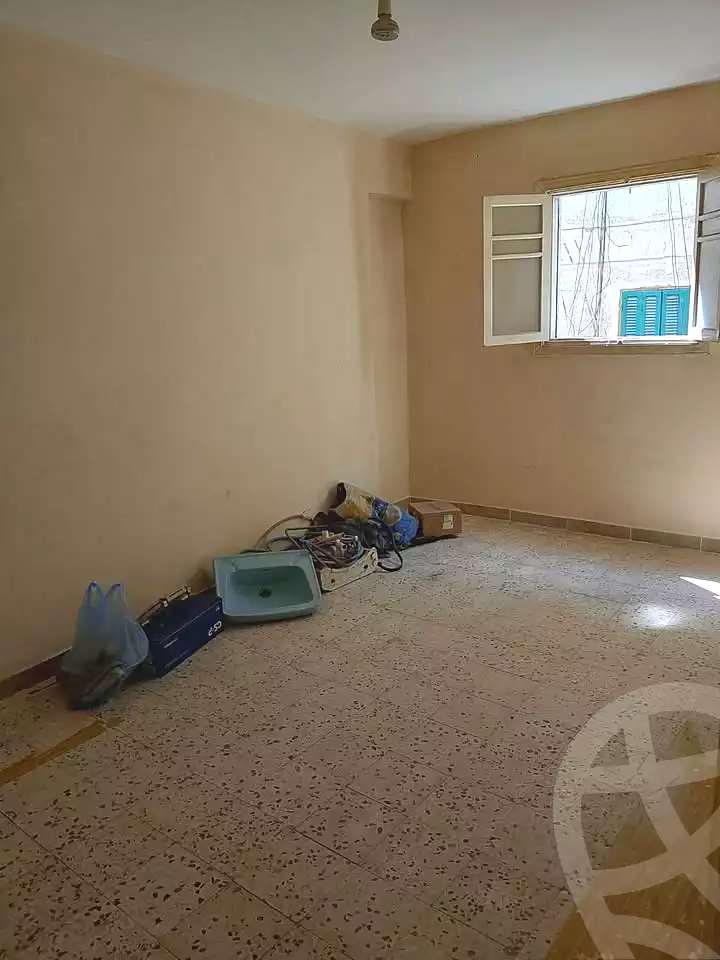 https://aqarmap.com.eg/en/listing/7146484-for-sale-alexandria-al-agamy-el-hanouvel-abd-el-moneam-gaber-st