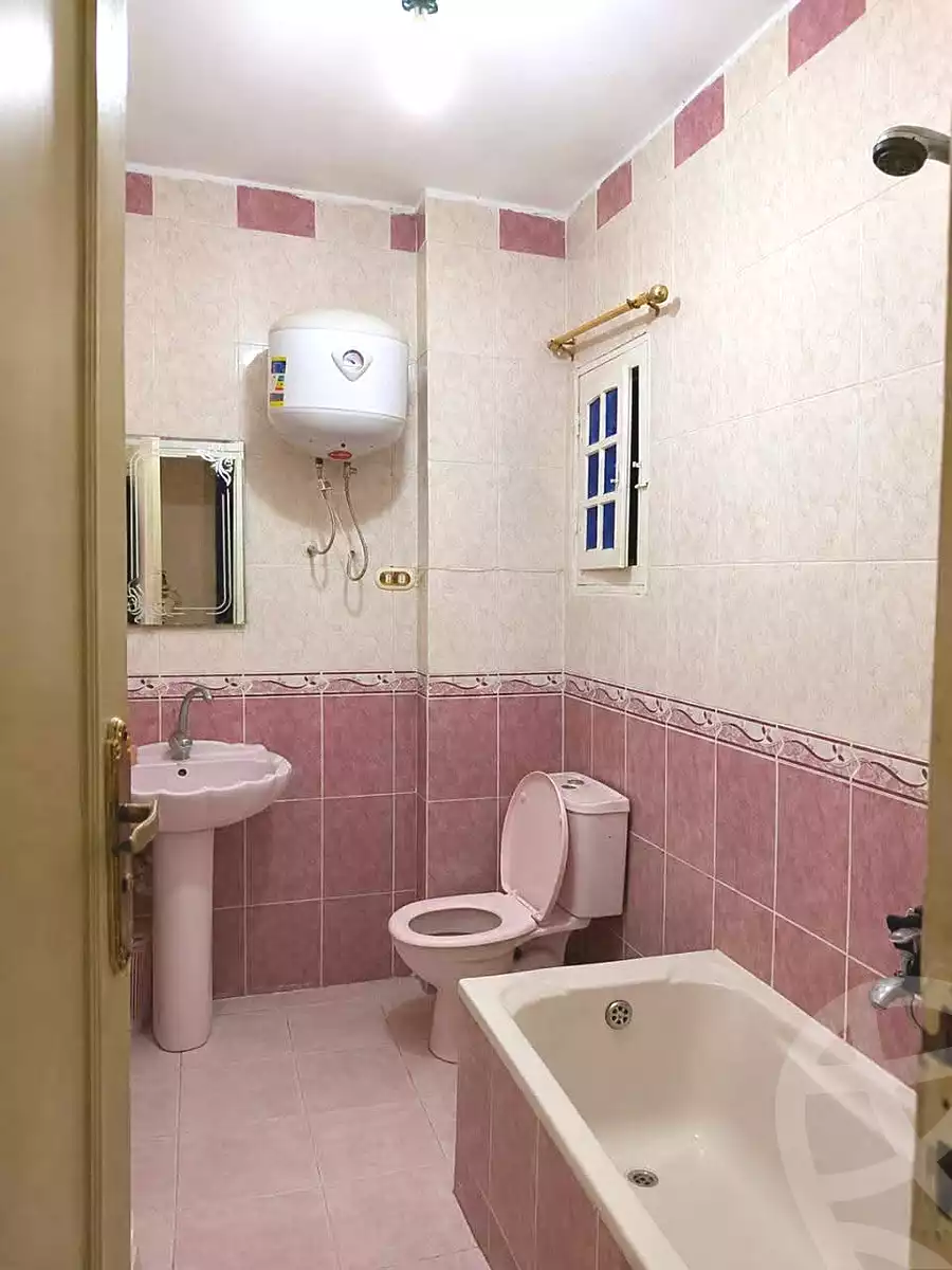 https://aqarmap.com.eg/ar/listing/7146638-for-sale-alexandria-sydy-bshr-sydy-bshr-qbly-street-30