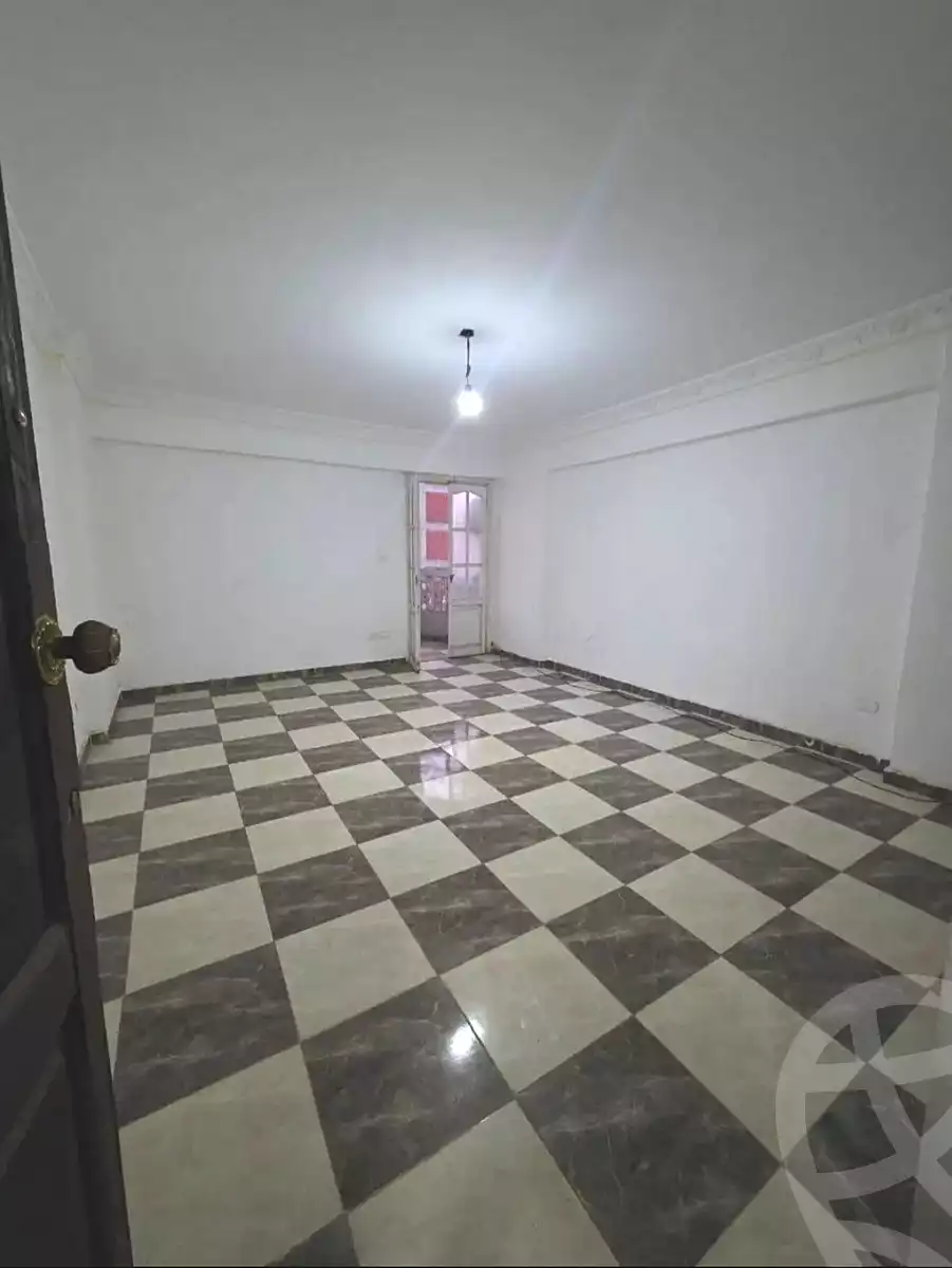 https://aqarmap.com.eg/en/listing/7146658-for-sale-alexandria-sydy-bshr-sydy-bshr-bhry-shr-khld-bn-lwlyd