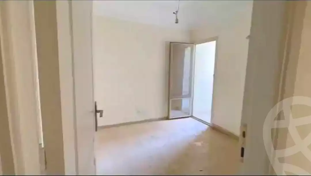 https://aqarmap.com.eg/ar/listing/7146708-for-sale-alexandria-lsywf-city-light-compound