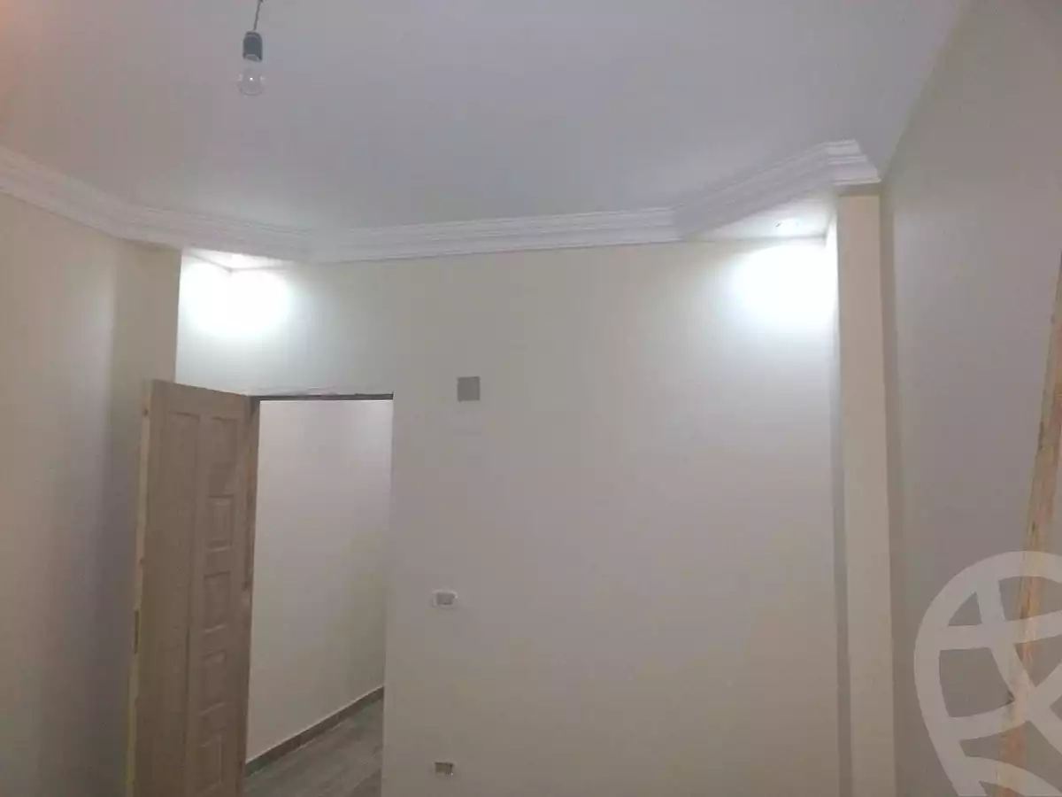 https://aqarmap.com.eg/ar/listing/7147302-for-sale-cairo-6th-of-october-el-ahyaa-neighborhood-2nd-divided-from-al-kafrawei-st