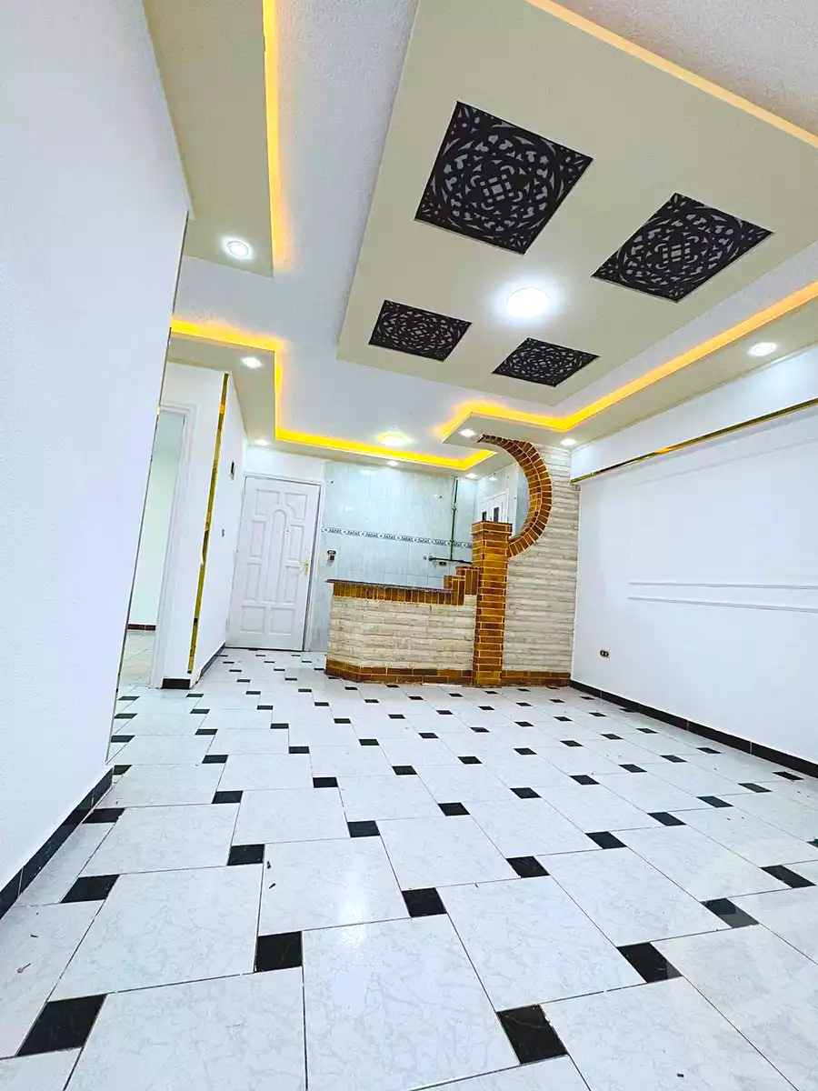 https://aqarmap.com.eg/ar/listing/7147425-for-sale-alexandria-al-agamy-shataa-el-nakheel