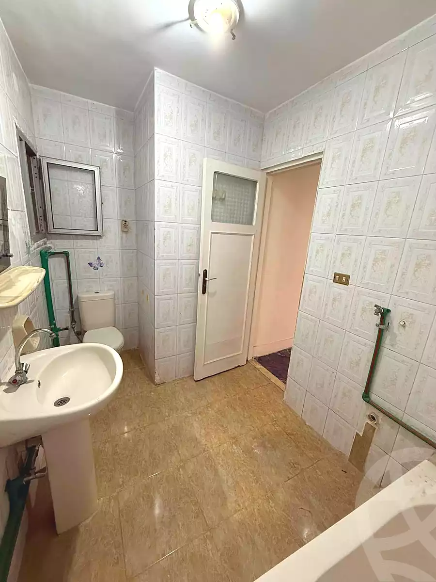 https://aqarmap.com.eg/ar/listing/7147651-for-sale-alexandria-sydy-bshr-sydy-bshr-bhry-abd-el-salam-aref-st