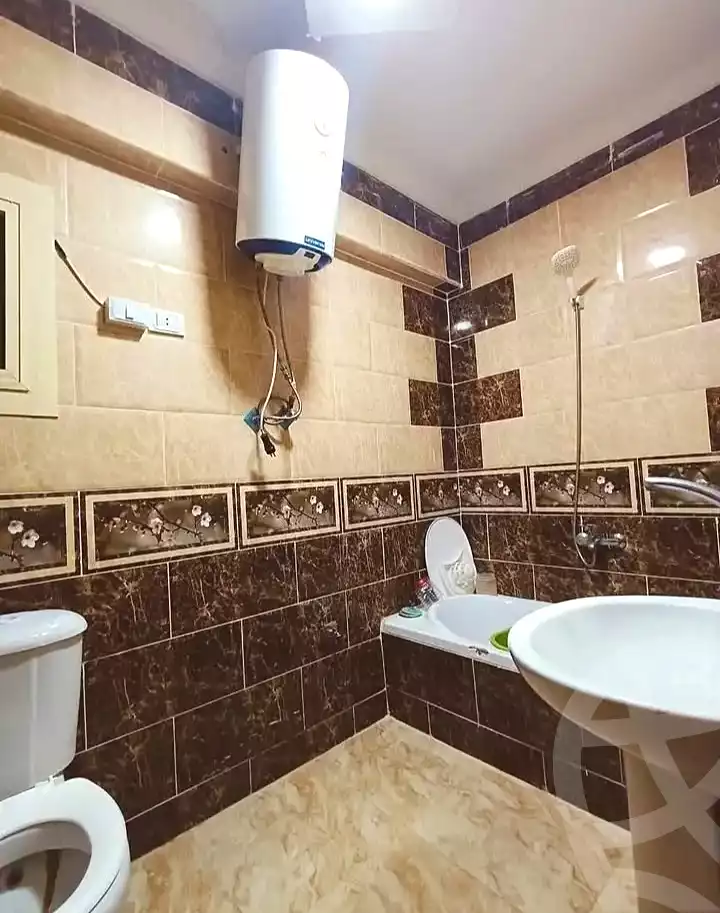 https://aqarmap.com.eg/ar/listing/7147795-for-sale-alexandria-al-agamy-lbytsh-bianchiii