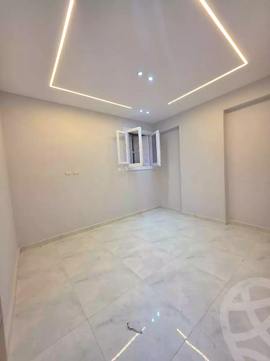 https://aqarmap.com.eg/ar/listing/7147819-for-sale-alexandria-sydy-bshr-sydy-bshr-bhry-gamal-abd-el-nasir-st