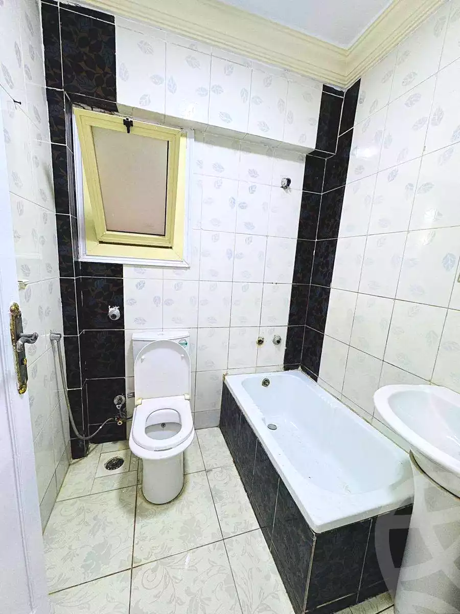 https://aqarmap.com.eg/ar/listing/7147825-for-sale-alexandria-al-agamy-shataa-el-nakheel